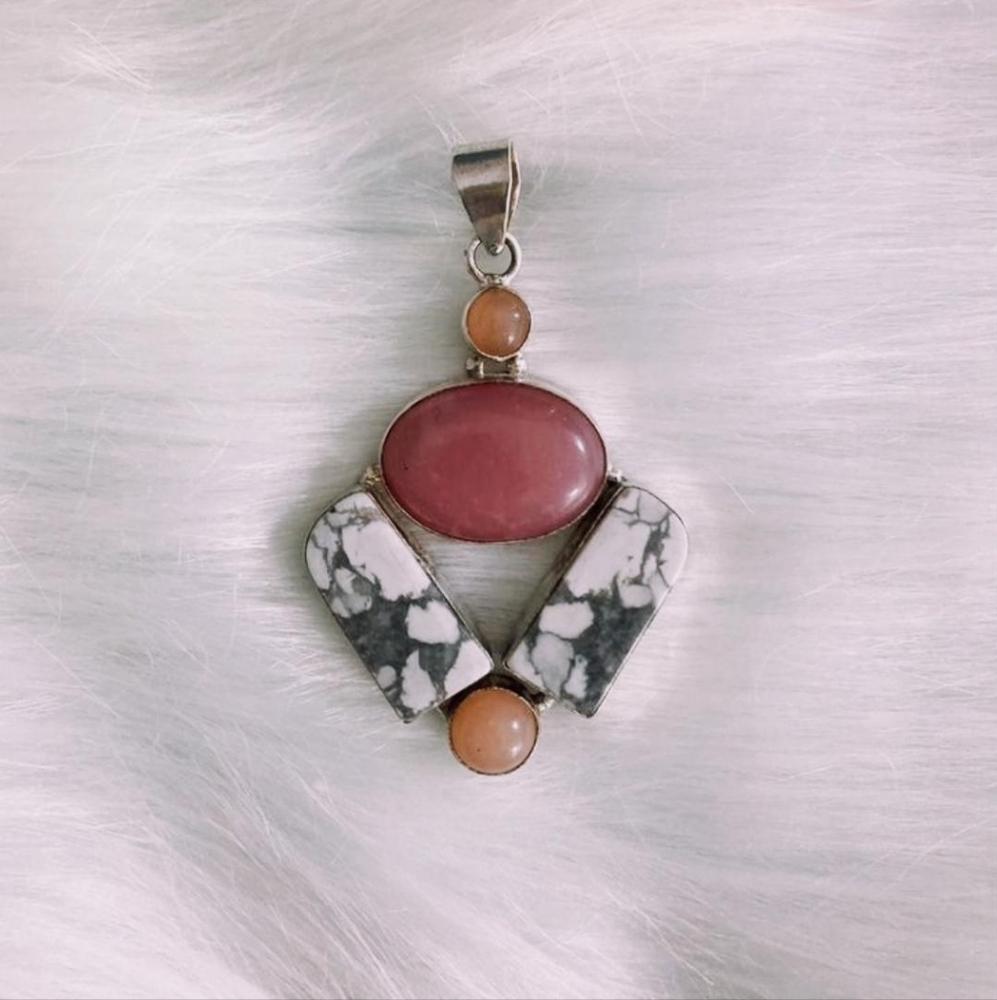 Chalcedony & Howlite 925 Pendant